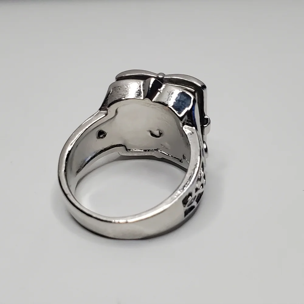 Mens Silver Open Locklet Secret Compartment Ring - Picture 14 of 16